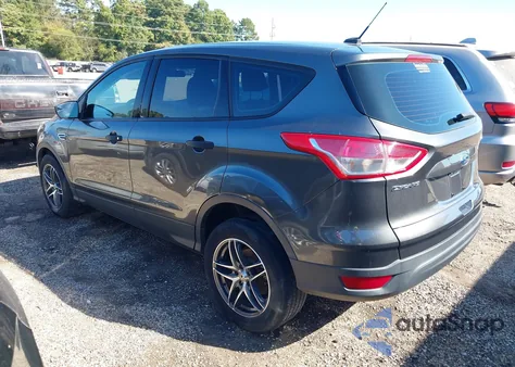2016 Ford Escape S z USA, uszkodzony, nr VIN 1FMCU0F70GUA44553